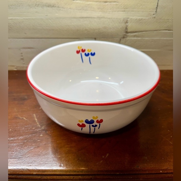 VINTAGE, RIVA DESIGNS, TULIPS, LARGE, WHITE CERAMIC BOWL. RED TRIM ON BOWL RIM. - Picture 1 of 9